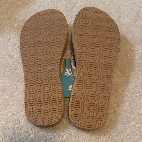 Reef Women's Cushion Sandals in Champagne Metallic and Brown - Picture 2 of 3